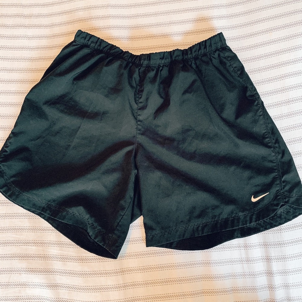 nike shorts ⭐️2 FOR $25